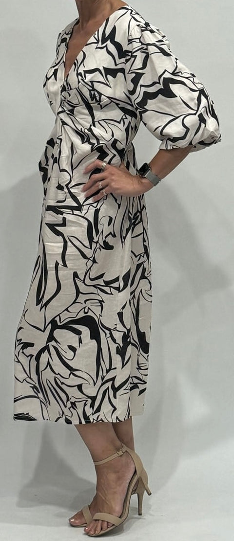 Twist Dress Black & White