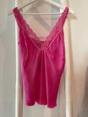 Sera Lace Cami Fuxia